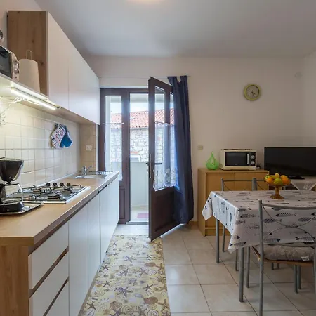 By The Sea Sveti Ivan, - 9692 Apartament *