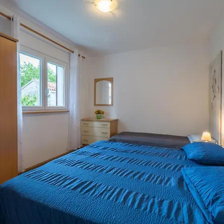 By The Sea Sveti Ivan, - 9692 Apartment Umag