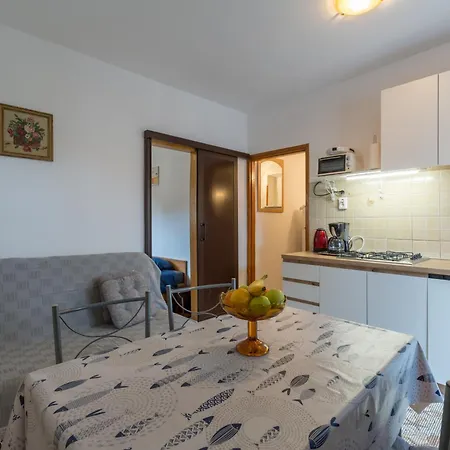 Apartment By The Sea Sveti Ivan, - 9692 Umag